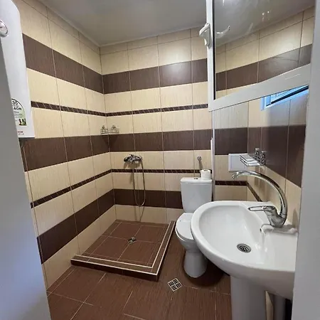 Family Hotel Adia Blue 3* סנט קונסטנטין והלנה