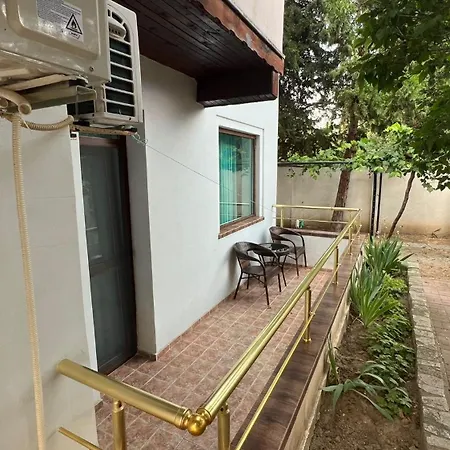 Family Hotel Adia Blue מלון