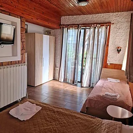 Хотел Family Adia Blue 3*