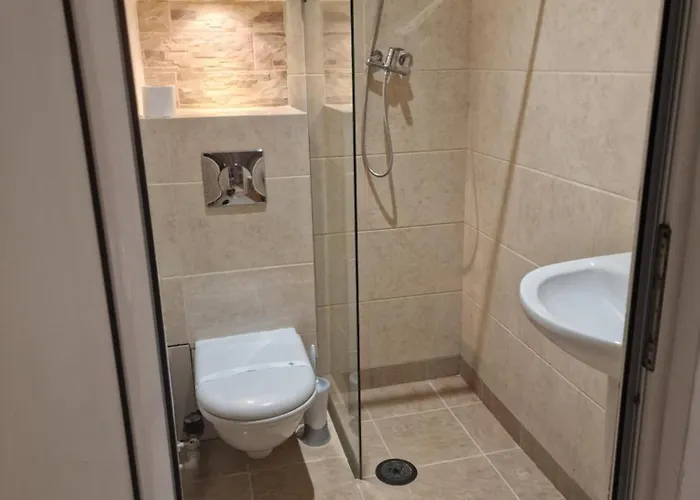 Хотел семеен свети петър