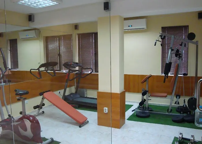 Хотел семеен свети петър 3*